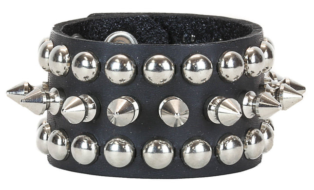 BC150  STUUDED 1/2" SPIKE 1 1/2" SNAP BRACELET