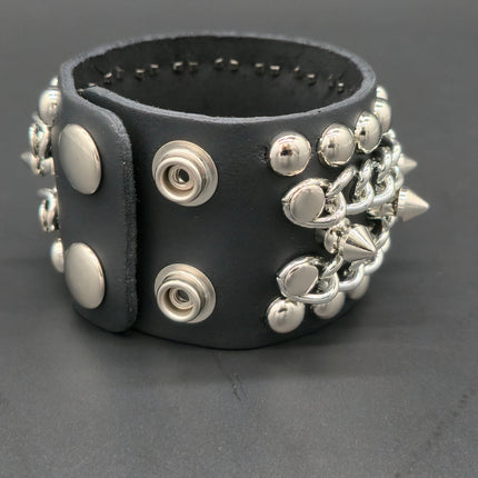 BC153  CHIAN SPIKE STUDDED BRACELET
