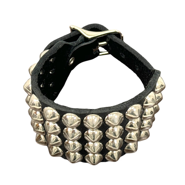 BC172  BUCKLE BRACELET WITH 4 ROW  CONICAL STUDS