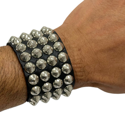 BC172  BUCKLE BRACELET WITH 4 ROW  CONICAL STUDS