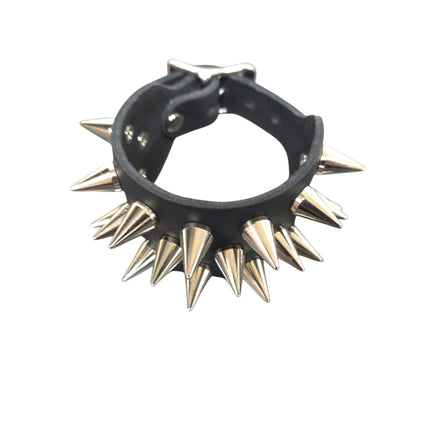 BC173SC  3 ROW 22 PCS CONE SPIKE BUCKLE BRACELET