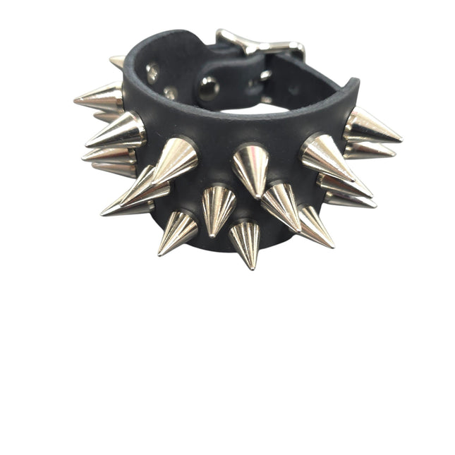 BC173SC  3 ROW 22 PCS CONE SPIKE BUCKLE BRACELET