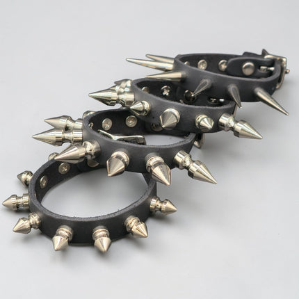 BC180 SKINNY SPIKE BUCKLE BRACELET