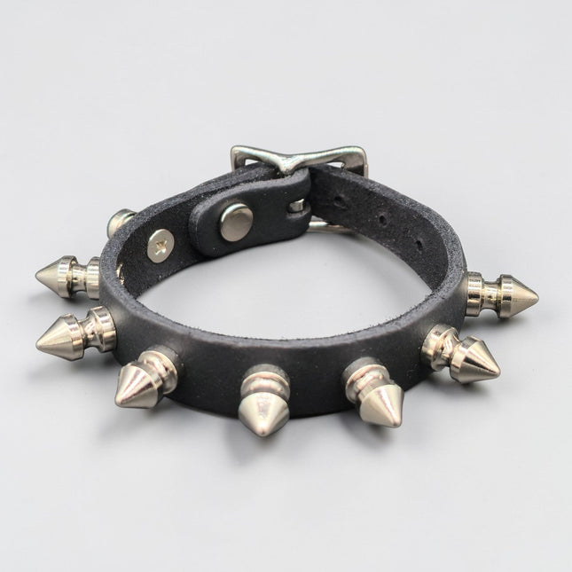BC180 SKINNY SPIKE BUCKLE BRACELET