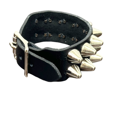 BC189UK77  BUCKLE BRACELET WITH2 ROW UK 77 CONEHEAD STUDS