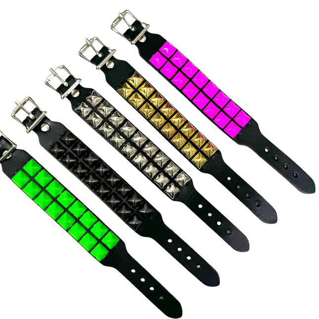 BC189 BUCKLE BRACELET WITH 2 ROW 1/2" PYRAMIDS