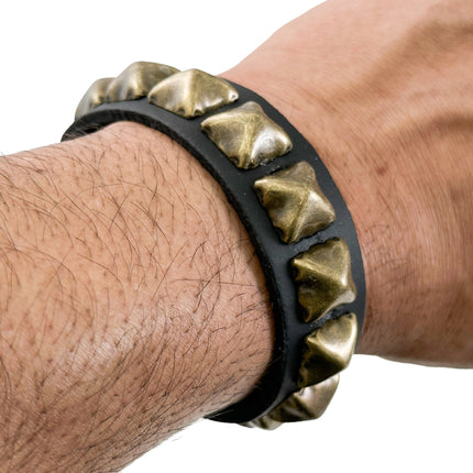 BC194 ANTIQUE 1 ROW  PYRAMID STUD BRACELET LEATHER