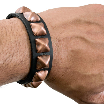 BC194 ANTIQUE 1 ROW  PYRAMID STUD BRACELET LEATHER
