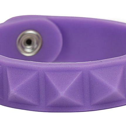 BC194RUB ASSORTED RUBBER SINGLE ROW 1/2" PYRAMID BRACELET