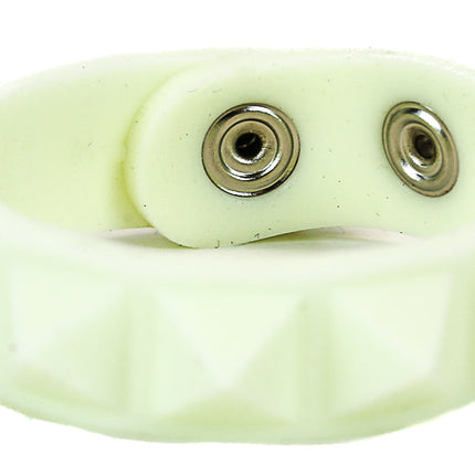 BC194RUB ASSORTED RUBBER SINGLE ROW 1/2" PYRAMID BRACELET