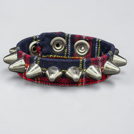 BC194UK-PD  PLAID 1 ROW UK77 STUDDED BRACELET CUFF