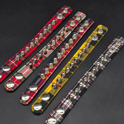 BC194UK-PD  PLAID 1 ROW UK77 STUDDED BRACELET CUFF