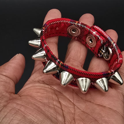 BC194UK-PD  PLAID 1 ROW UK77 STUDDED BRACELET CUFF