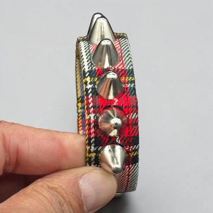 BC194UK-PD  PLAID 1 ROW UK77 STUDDED BRACELET CUFF