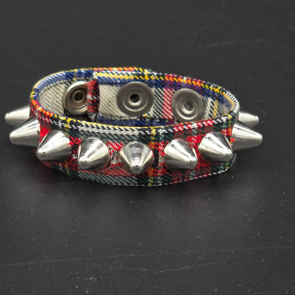 BC194UK-PD  PLAID 1 ROW UK77 STUDDED BRACELET CUFF