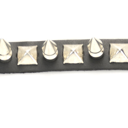 BC202 SPIKE & PYRAMID ALTERNATE 3 SNAP BRACELET
