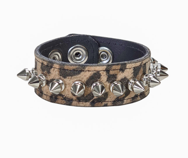 BC203CHEETAH GENUINE LEATHER LEOPARD SPIKE CUFF SNAPPED BRACELET