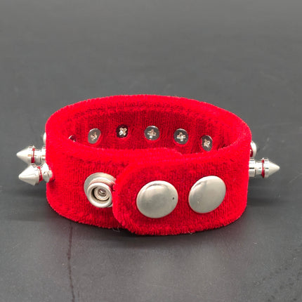BC203VEL 1/2" SPIKE VELVET BRACELET