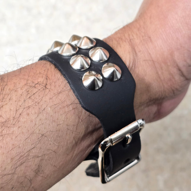 BC204BUCKLE  2 ROW MINI CONICAL STUDDED BUCKLE BRACELET