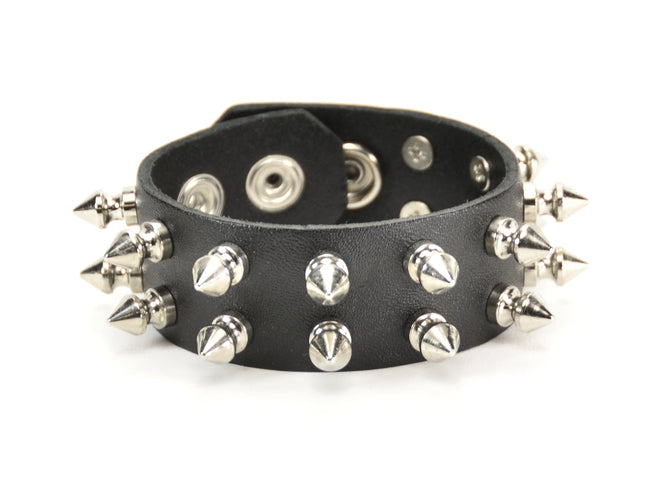 BC209-12 SPIKE  SNAP BRACELET WITH 2 ROW 1/2" SPIKES