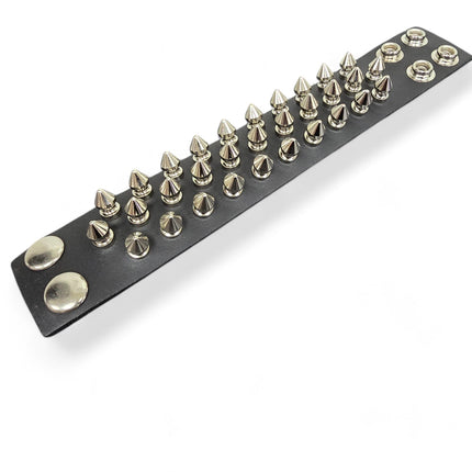 BC213  THREE ROW 31 PCS  1/2" SPIKE BRACELET SNAP BRACELET