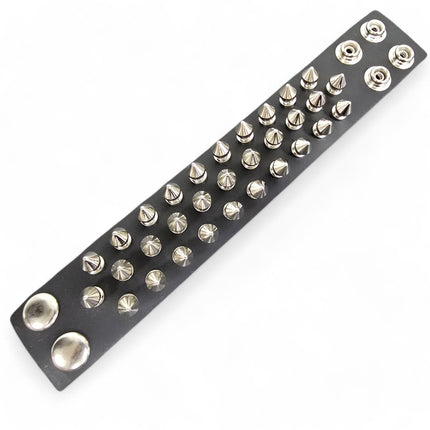 BC213  THREE ROW 31 PCS  1/2" SPIKE BRACELET SNAP BRACELET