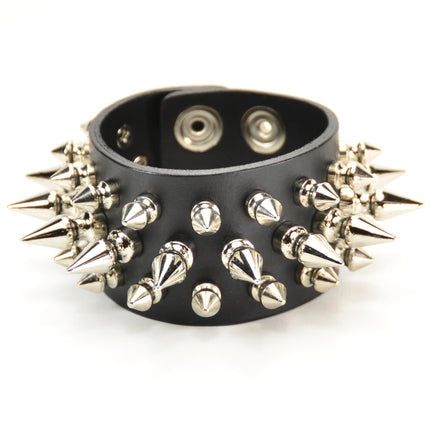 BC214 3 ROW 31 PICS 1" & 1/2" SPIKE SNAP CUFF BRACELET