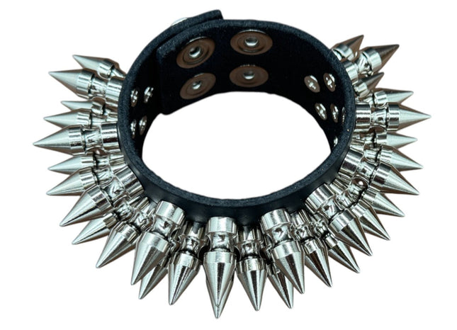 BC214SPK-M  3 ROW 31 PICS 1"  SPIKE SNAP CUFF BRACELET
