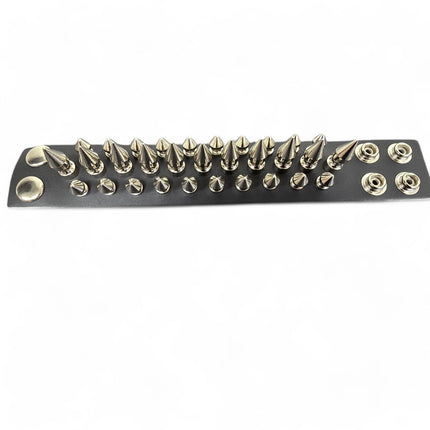 BC214 3 ROW 31 PICS 1" & 1/2" SPIKE SNAP CUFF BRACELET