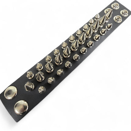 BC214 3 ROW 31 PICS 1" & 1/2" SPIKE SNAP CUFF BRACELET