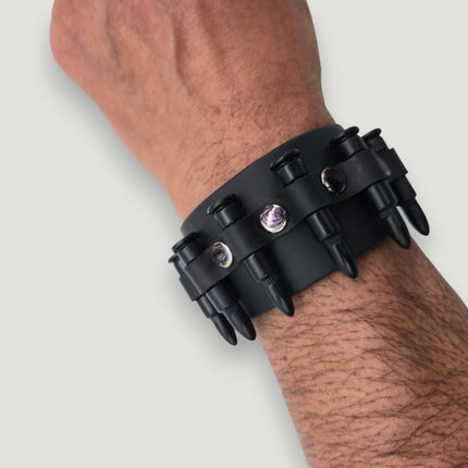 BC228  SMALL SILVER  OR BLACK BULLET BUCKLE BRACELET 1 1/2" WIDE