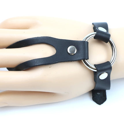 BC239 TRIPOD FINGER RING BRACELET