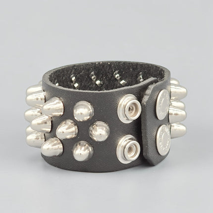 BC127UK77 112UK77  194UK77  LARGE UK77 CONE STUD BRACELET