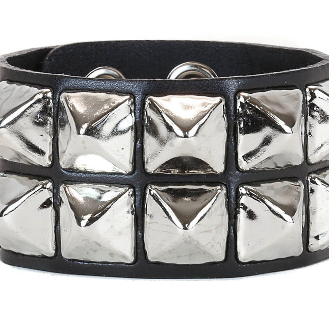 BC277 5/8" PYRAMID STUD BRACELET