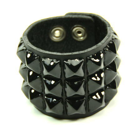 BC278 5/8" PYRAMID  BRACELET LEATHER