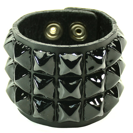 BC278 5/8" PYRAMID  BRACELET LEATHER