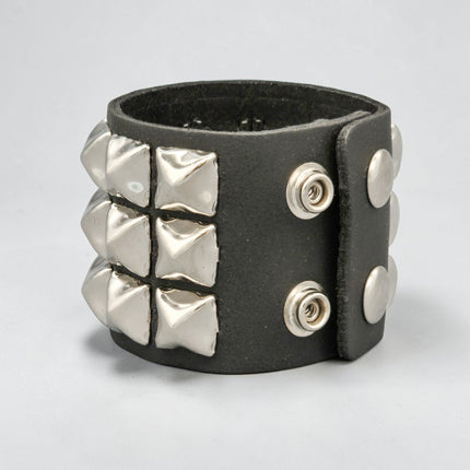 BC127 3 ROW 1/2" PYRAMID STUD SNAP BRACELET
