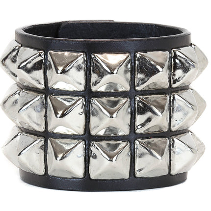 BC278  LARGE 5/8" PYRAMID 2 1/2" WIDE BRACELET LEATHER