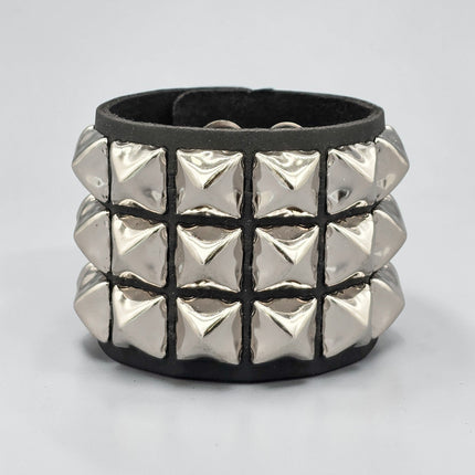 BC127 3 ROW 1/2" PYRAMID STUD SNAP BRACELET