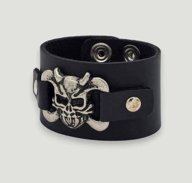 BC486PMD SKULL OR DEVIL SILVER STUDDED CUFF BRACELET
