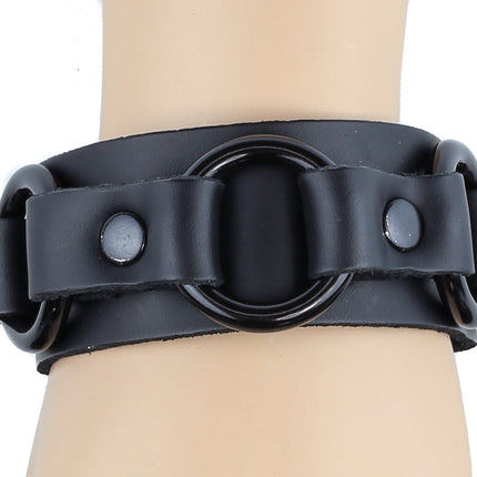 BC806 TRIPLE RING LEATHER BRACELET