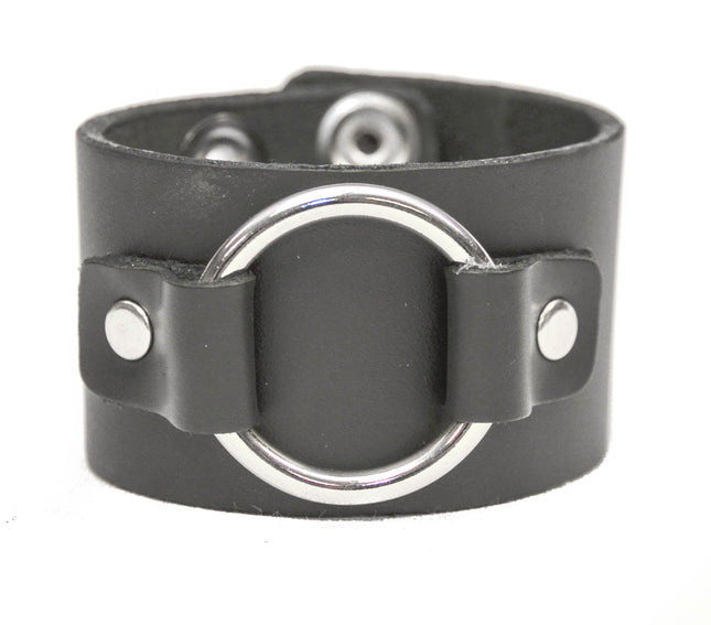 BC807 1 1/4" RING IN MIDDLE BRACELET