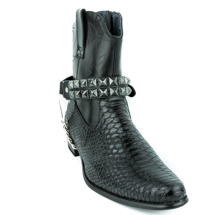 BS146  2 ROW STUDDED BOOTSTRAP