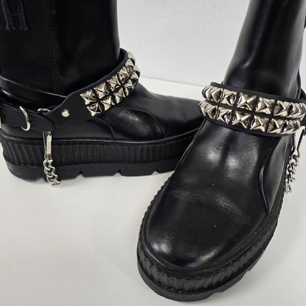 BS146  2 ROW STUDDED BOOTSTRAP