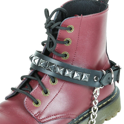 BS147  SINGLE ROW PYRAMID STUDDED GENUINE LEATHER BOOTHSTRAP