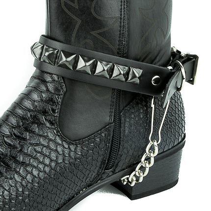 BS147  ONE ROW PYRAMID STUDDED BOOTHSTRAP