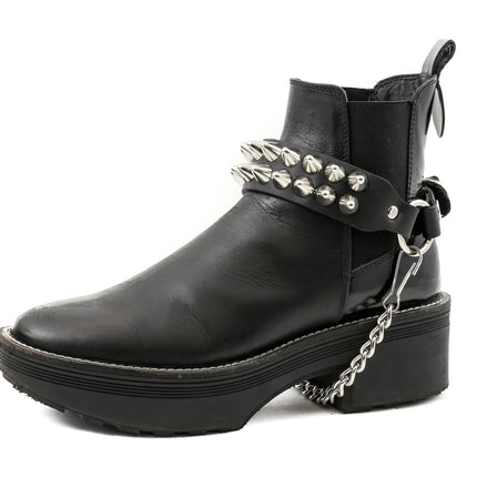 BS212R  2 ROW UK77 STUDDED RING BOOTSTRAP