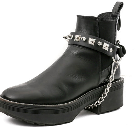 BS215R  ONE ROW SPIKE STUDDED BOOTSTRAP
