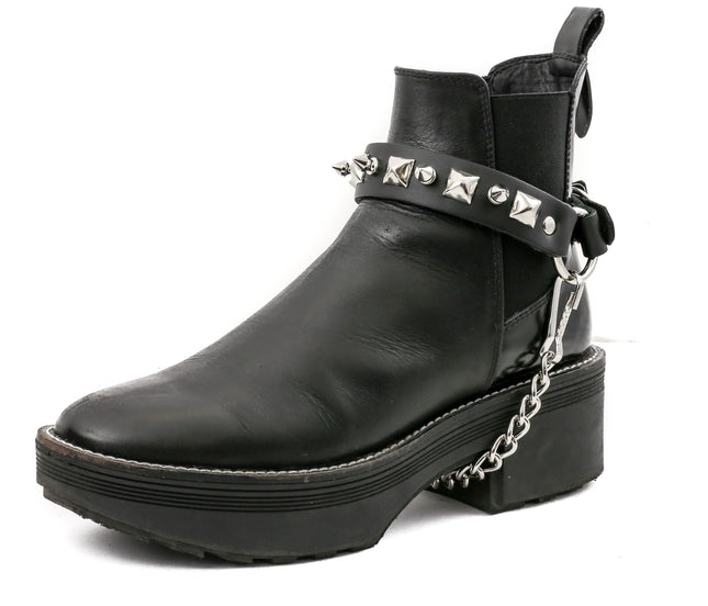 BS215R  ONE ROW SPIKE STUDDED BOOTSTRAP