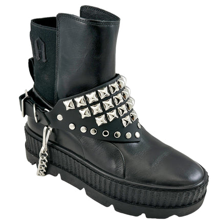 BS346 PYRAMID STUDDED TRIANGULAR   BOOTSTRAP OVER LEATHER